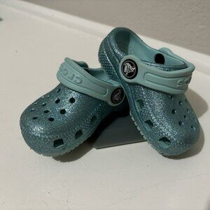 Crocs Unisex-Child Classic Glitter Clog - 4C Toddler - Pure Water